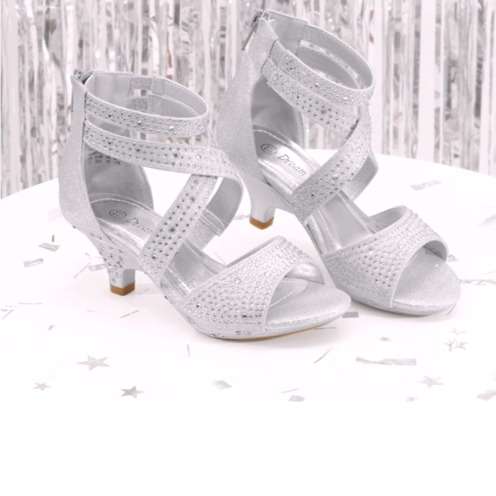 SILVER PRINCESS DRESS SHOES🥰👨‍👧